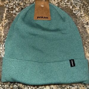 PRANA Flip It‎ Beanie In Teal NWT